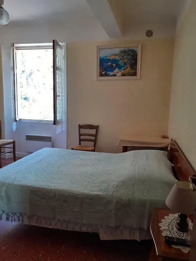 Les Deux Vallees Bed & Breakfast Utelle