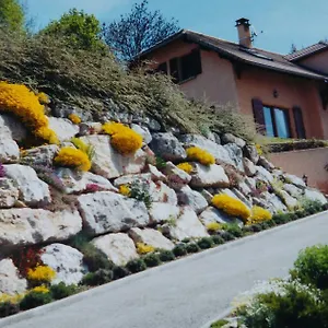 Maison d'hôtes Les Roches Fleuries, Prunières